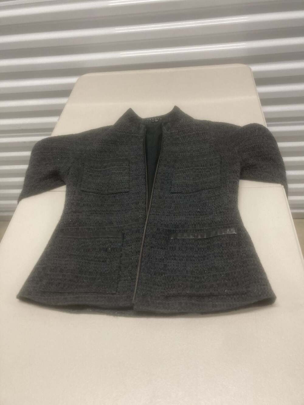 C17 - NWT Theory Dark Charcoal Gray Boucle Zip Jacket Leather Trim 4